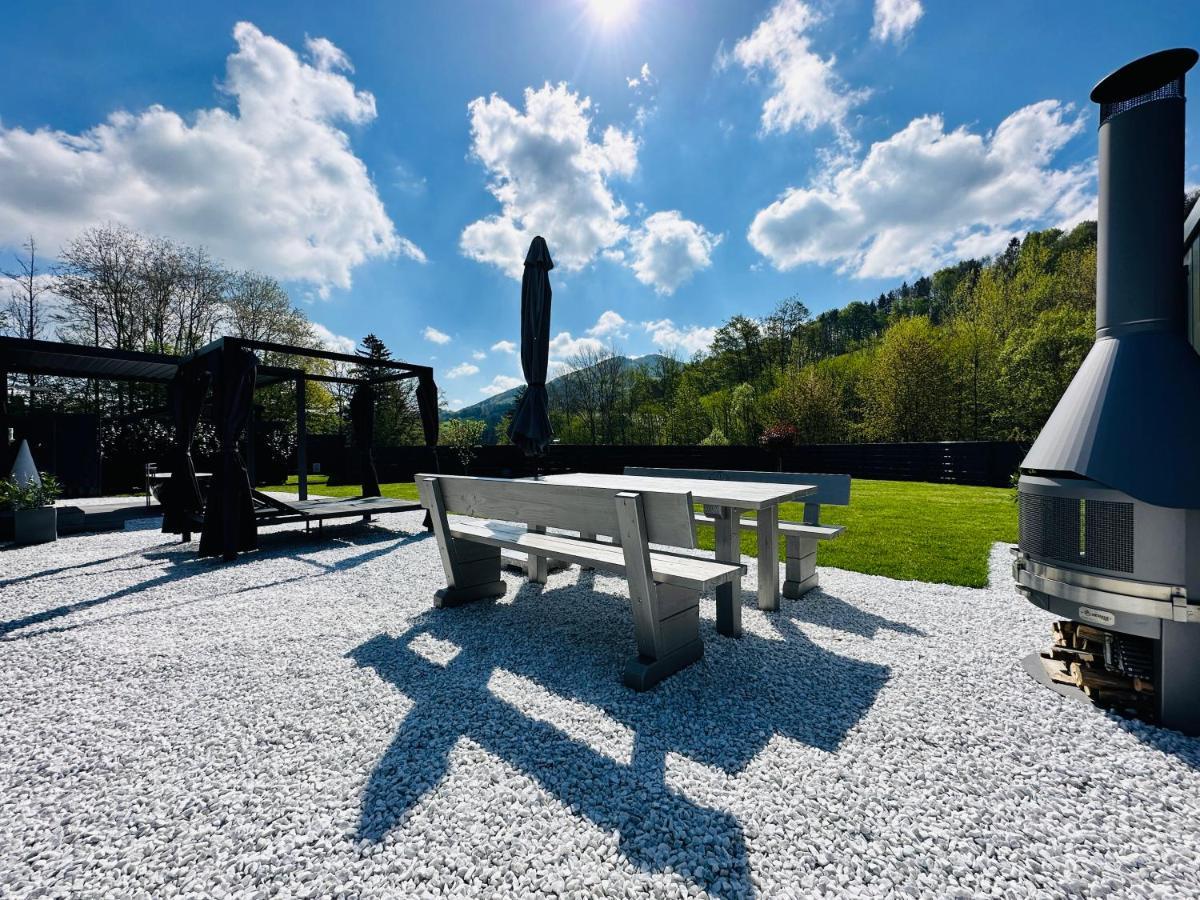 Voralpen Lodge - Ferienhaus Mit Gym & Wellnessbereich Traisen Exteriér fotografie